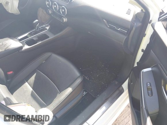 2020 Nissan Sentra SR with VIN 3N1AB8DV9LY254192, listed as a IAAI auction lot 41787206 with 70,718 mi miles and . Bid and sale history available at DreamBid. Image 5.