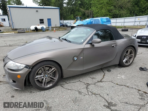 2006 BMW Z4 M z VIN 5UMBT93566LY52187, wystawiony jako Copart lot #54990615 z przebiegiem 88 810 mil mil oraz Szkody całkowita. Historia ofert i sprzedaży dostępna na DreamBid. Obrazek 1.