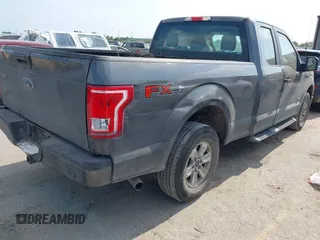 2015 Ford F-150 XLT z VIN 1FTEX1EP6FKD25987, wystawiony jako IAAI lot #42272445 z przebiegiem 262 962 mil mil oraz . Historia ofert i sprzedaży dostępna na DreamBid. Obrazek 4.