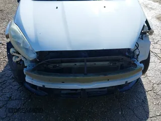 2015 Ford Fiesta SE with VIN 3FADP4BJXFM202690, listed as a IAAI auction lot 41993030 with 194,924 mi miles. Bid and sale history available at carsss.com. Image 6.