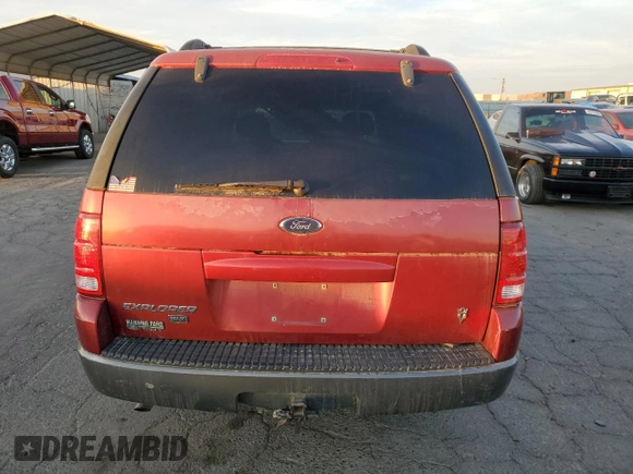 2002 Ford Explorer XLT z VIN 1FMZU73W82UD11591, wystawiony jako Copart lot #80758564 z przebiegiem 198 935 mil mil oraz Szkoda całkowita • Salvage title. Historia ofert i sprzedaży dostępna na DreamBid. Obrazek 6.