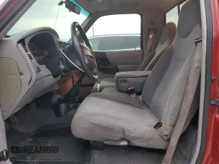 2000 Mazda B-Series 2WD Truck SX with VIN 4F4YR12C2YTM30989, listed as a Copart auction lot 88946185 with 250,368 mi miles and Salvage Title. Bid and sale history available at carsss.com. Image 7.