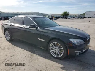 2013 BMW 7 Series 750i xDrive z VIN WBAYB6C50DD223559, wystawiony jako Copart lot #54000435 z przebiegiem 265 821 mil mil oraz Czysty tytuł • Clean title. Historia ofert i sprzedaży dostępna na DreamBid. Obrazek 4.
