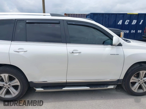 2011 Toyota Highlander Limited with VIN 5TDYK3EH6BS048213, listed as a IAAI auction lot 42454713 with 228,094 mi miles and . Bid and sale history available at DreamBid. Image 13.