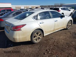 2014 Nissan Altima SL with VIN 1N4AL3AP8EN238624, listed as a IAAI auction lot 41357213 with 232,665 mi miles and . Bid and sale history available at DreamBid. Image 4.