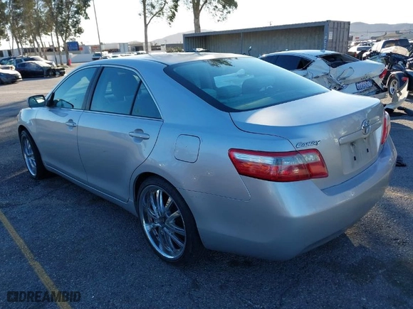 2008 Toyota Camry LE with VIN 4T4BE46K38R039777, listed as a IAAI auction lot 41287220 with 192,598 mi miles. Bid and sale history available at carsss.com. Image 3.