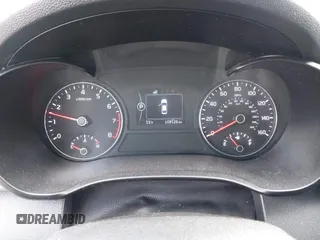 2018 Kia Optima LX z VIN 5XXGT4L32JG205418, wystawiony jako IAAI lot #42062997 z przebiegiem 103 126 mil mil oraz . Historia ofert i sprzedaży dostępna na DreamBid. Obrazek 7.