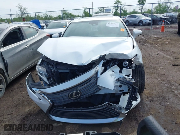2016 Lexus ES 330 with VIN JTHBK1GG2G2240756, listed as a IAAI auction lot 42206724 with 139,956 mi miles and . Bid and sale history available at DreamBid. Image 13.