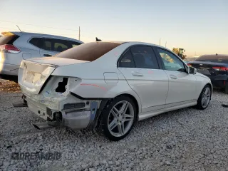 2014 Mercedes-Benz C 350 Sport with VIN WDDGF5HB8EA900524, listed as a Copart auction lot 86628974 with 97,009 mi miles and Salvage Title. Bid and sale history available at DreamBid. Image 3.