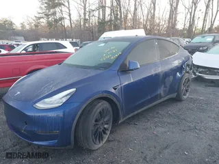 2021 Tesla Model Y Long Range with VIN 5YJYGDEE0MF066727, listed as a IAAI auction lot 41739686 with 1 mi miles. Bid and sale history available at carsss.com. Image 19.