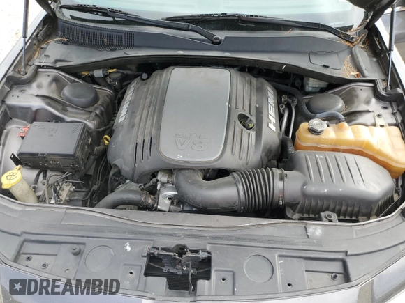 2014 Chrysler 300 C with VIN 2C3CCAKT6EH109281, listed as a Copart auction lot 79534984 with 183,148 mi miles and Salvage Title. Bid and sale history available at DreamBid. Image 13.
