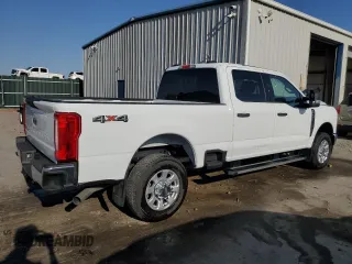 2024 Ford F-250 XL with VIN 1FT7W2BN8REE21871, listed as a Copart auction lot 52509965 with 4,082 mi miles and Salvage title. Bid and sale history available at DreamBid. Image 3.