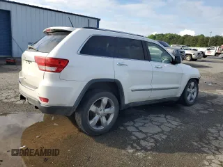 2013 Jeep Grand Cherokee Overland with VIN 1C4RJECG8DC526150, listed as a Copart auction lot 52038775 with 183,813 mi miles and Salvage Title. Bid and sale history available at DreamBid. Image 3.
