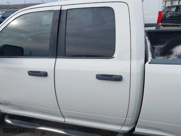2009 Dodge Ram 1500 SLT with VIN 1D3HB18PX9S700623, listed as a IAAI auction lot 41617857 with 231,055 mi miles. Bid and sale history available at carsss.com. Image 14.