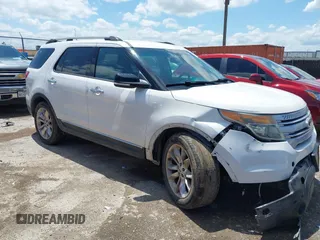 2014 Ford Explorer XLT с VIN 1FM5K7D84EGB09757, выставлен на аукционе IAAI как лот 42085010 с пробегом 146 224 миль миль и . История ставок и продаж доступна на DreamBid. Изображение 1.