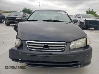 2001 Toyota Camry CE z VIN 4T1BG22K71U032545, wystawiony jako Copart lot #60883095 z przebiegiem 199 864 mil mil oraz Czysty tytuł • Clean title. Historia ofert i sprzedaży dostępna na DreamBid. Obrazek 5.