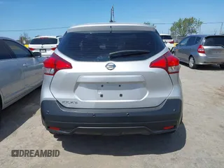 2020 Nissan Kicks S with VIN 3N1CP5BV6LL575146, listed as a IAAI auction lot 42101224 with 47,079 mi miles. Bid and sale history available at carsss.com. Image 16.