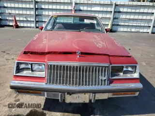 1983 Buick Regal with VIN 1G4AM47A1DH963801, listed as a Copart auction lot 42805055 with 163,296 mi miles and Salvage Title. Bid and sale history available at DreamBid. Image 5.