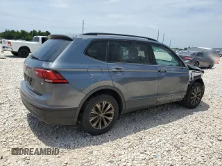 2018 Volkswagen Tiguan S z VIN 3VV1B7AX9JM068669, wystawiony jako Copart lot #56676365 z przebiegiem 178 679 mil mil oraz Szkoda całkowita • Salvage title. Historia ofert i sprzedaży dostępna na DreamBid. Obrazek 3.