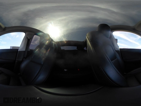 2021 Tesla Model Y Standard Range z VIN 5YJYGDED6MF107711, wystawiony jako IAAI lot #41794384 z przebiegiem 86 934 mil mil oraz . Historia ofert i sprzedaży dostępna na DreamBid. Obrazek 18.