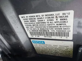 2013 Acura ILX Hybrid Tech Pkg with VIN 19VDE3F75DE300518, listed as a IAAI auction lot 41951546 with 149,618 mi miles. Bid and sale history available at carsss.com. Image 9.