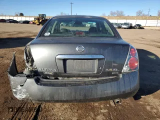 2005 Nissan Altima 3.5 SE with VIN 1N4BL11DX5C388423, listed as a Copart auction lot 42370185 with 205,032 mi miles and Non Repairable. Bid and sale history available at carsss.com. Image 6.