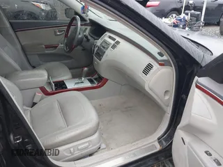 2006 Hyundai Azera SE with VIN KMHFC46F76A084367, listed as a IAAI auction lot 41752381 with 108,173 mi miles and . Bid and sale history available at DreamBid. Image 5.