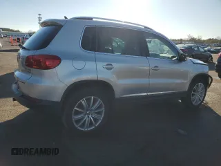 2013 Volkswagen Tiguan SE с VIN WVGBV7AX6DW515162, выставлен на аукционе Copart как лот 86622714 с пробегом 124 868 миль миль и На запчасти • Non repairable. История ставок и продаж доступна на DreamBid. Изображение 3.