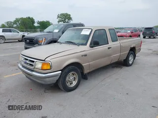 1996 Ford Ranger XL z VIN 1FTCR14A8TPA44853, wystawiony jako IAAI lot #42430513 z przebiegiem 178 534 mil mil oraz . Historia ofert i sprzedaży dostępna na DreamBid. Obrazek 2.