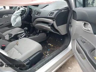 2014 Honda Civic LX z VIN 19XFB2F55EE210725, wystawiony jako IAAI lot #40973483 z przebiegiem 47 366 mil mil oraz . Historia ofert i sprzedaży dostępna na DreamBid. Obrazek 5.