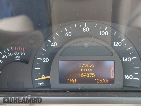 2004 Mercedes-Benz C 240 with VIN WDBRF81J54F470702, listed as a IAAI auction lot 42228330 with 169,875 mi miles and . Bid and sale history available at DreamBid. Image 7.