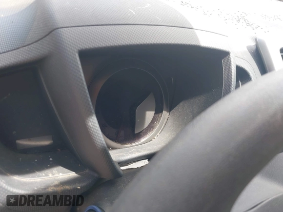 2014 Scion xD z VIN JTKKUPB40E1046962, wystawiony jako IAAI lot #42561732 z przebiegiem Nie podano mil oraz . Historia ofert i sprzedaży dostępna na DreamBid. Obrazek 7.