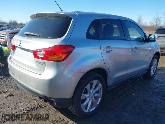 2014 Mitsubishi Outlander Sport ES with VIN 4A4AR3AU1EE005854, listed as a IAAI auction lot 41744552 with 83,734 mi miles. Bid and sale history available at carsss.com. Image 4.