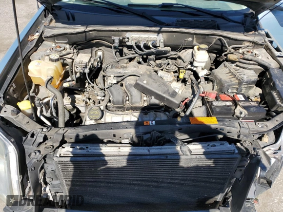 2008 Mercury Mariner Premier с VIN 4M2CU87128KJ40821, выставлен на аукционе Copart как лот 45548105 с пробегом 57 712 миль миль и Списание • Salvage title. История ставок и продаж доступна на DreamBid. Изображение 12.