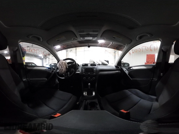 2012 Volkswagen Golf TDI z VIN WVWDM7AJ9CW296921, wystawiony jako IAAI lot #42070028 z przebiegiem 113 511 mil mil oraz . Historia ofert i sprzedaży dostępna na DreamBid. Obrazek 19.