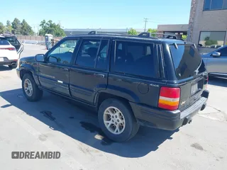 1997 Jeep Grand Cherokee Limited z VIN 1J4GZ78Y3VC683674, wystawiony jako IAAI lot #42331984 z przebiegiem 227 226 mil mil oraz . Historia ofert i sprzedaży dostępna na DreamBid. Obrazek 3.
