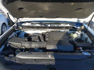 2018 Toyota 4Runner SR5 with VIN JTEBU5JR4J5507930, listed as a IAAI auction lot 41292536 with 105,882 mi miles and . Bid and sale history available at DreamBid. Image 10.