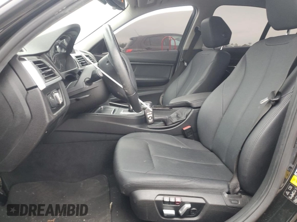 2018 BMW 3 Series 320i xDrive with VIN WBA8E5G53JNU46177, listed as a Copart auction lot 43113215 with 82,616 mi miles and Salvage Title. Bid and sale history available at carsss.com. Image 7.