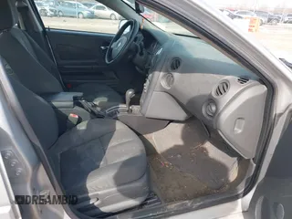 2005 Pontiac Grand Prix z VIN 2G2WP522751287841, wystawiony jako IAAI lot #41840752 z przebiegiem 262 231 mil mil oraz . Historia ofert i sprzedaży dostępna na DreamBid. Obrazek 5.