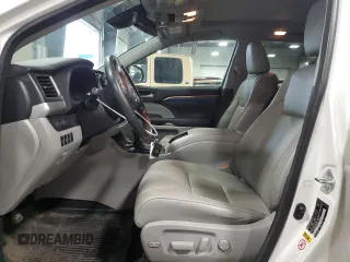2018 Toyota Highlander Limited with VIN 5TDDZRFH1JS818134, listed as a Copart auction lot 61912885 with 69,183 mi miles and Salvage title. Bid and sale history available at DreamBid. Image 7.
