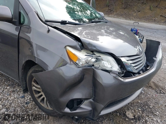 2012 Toyota Sienna XLE AAS with VIN 5TDYK3DC5CS224787, listed as a IAAI auction lot 42519653 with 139,062 mi miles and . Bid and sale history available at DreamBid. Image 12.