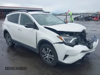 2017 Toyota RAV4 LE с VIN JTMBFREVXHJ126727, выставлен на аукционе IAAI как лот 42587210 с пробегом 111 739 миль миль и . История ставок и продаж доступна на DreamBid. Изображение 1.