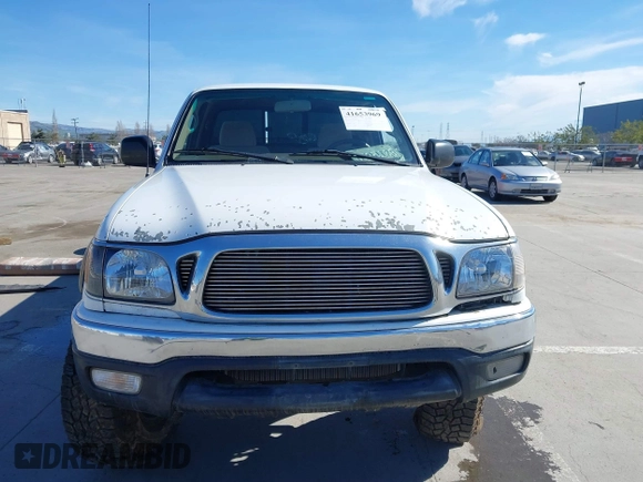 2003 Toyota Tacoma PreRunner with VIN 5TESN92N33Z185270, listed as a IAAI auction lot 41653969 with 357,016 mi miles. Bid and sale history available at carsss.com. Image 13.
