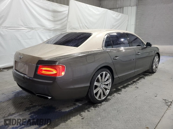 2014 Bentley Flying Spur z VIN SCBEC9ZA9EC092313, wystawiony jako Copart lot #47265115 z przebiegiem 25 479 mil mil oraz Tytuł czysty. Historia ofert i sprzedaży dostępna na DreamBid. Obrazek 3.