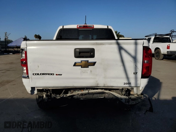 2020 Chevrolet Colorado 4WD LT with VIN 1GCGTCENXL1219946, listed as a Copart auction lot 76925024 with 121,388 mi miles and Salvage Title. Bid and sale history available at carsss.com. Image 6.