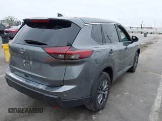 2024 Nissan Rogue S with VIN 5N1BT3AAXRC697600, listed as a IAAI auction lot 42716015 with 28,370 mi miles and . Bid and sale history available at DreamBid. Image 4.