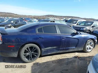 2014 Dodge Charger SXT with VIN 2C3CDXHGXEH148806, listed as a IAAI auction lot 41710035 with 210,296 mi miles and . Bid and sale history available at carsss.com. Image 12.