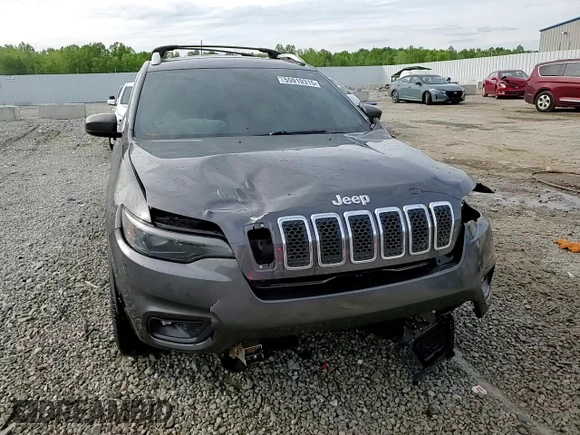 2019 Jeep Cherokee Latitude Plus с VIN 1C4PJLLB0KD265314, выставлен на аукционе Copart как лот 55919315 с пробегом 63 989 миль миль и На запчасти • Non repairable. История ставок и продаж доступна на DreamBid. Изображение 15.