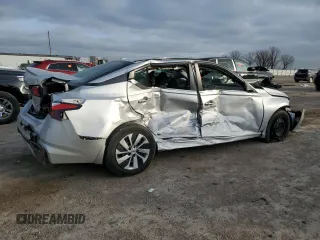 2019 Nissan Altima 2.5 S with VIN 1N4BL4BW3KC197617, listed as a Copart auction lot 84879664 with 113,771 mi miles and Salvage Title. Bid and sale history available at carsss.com. Image 3.