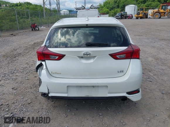 2016 Scion iM z VIN JTNKARJE2GJ519457, wystawiony jako IAAI lot #42286446 z przebiegiem 129 789 mil mil oraz . Historia ofert i sprzedaży dostępna na DreamBid. Obrazek 17.